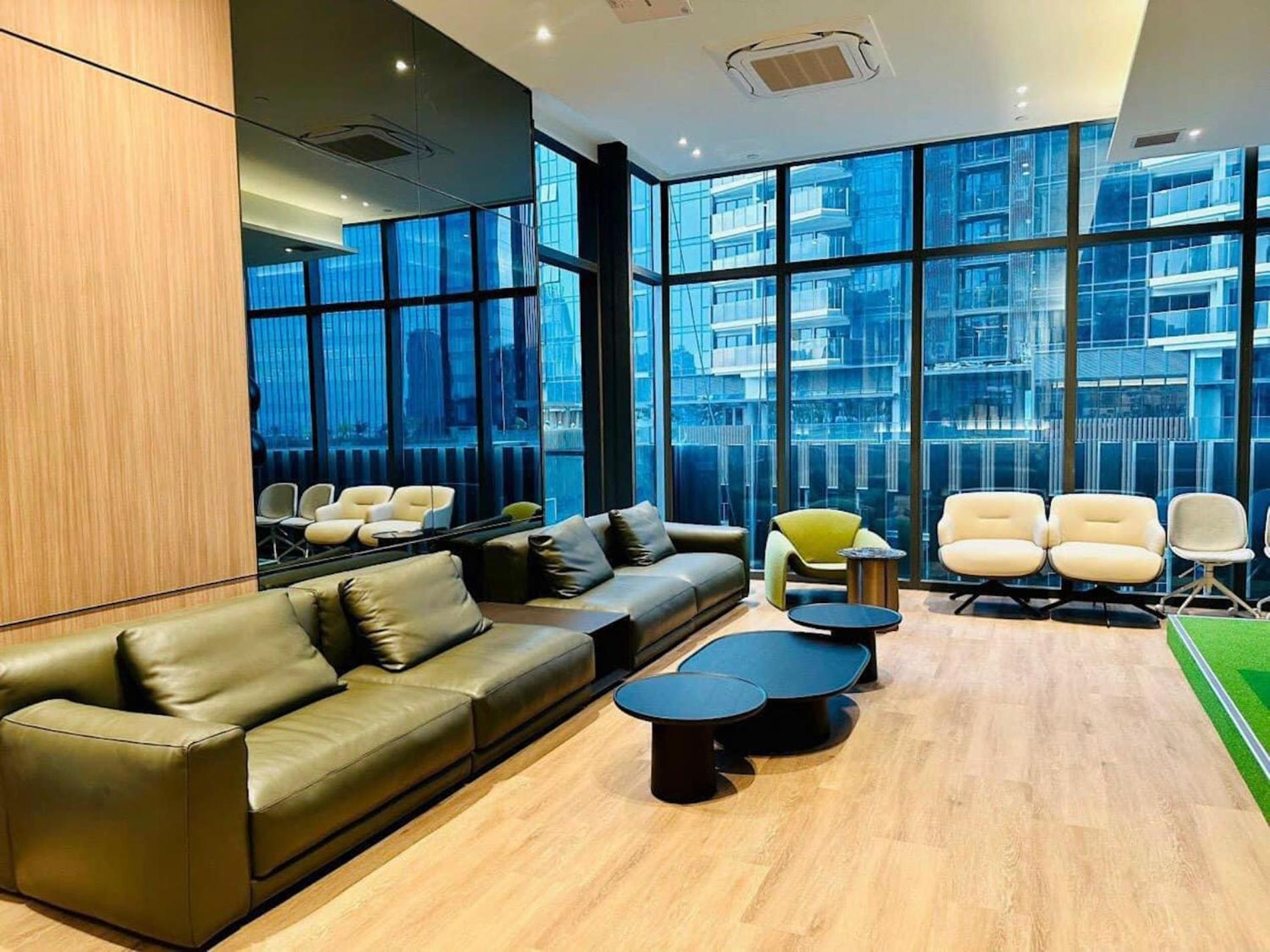 The Opera Apartment Cental Saigon Free Pool-Gym-Sauna Room- Golf Mini Ho Chi Minh-staden Exteriör bild