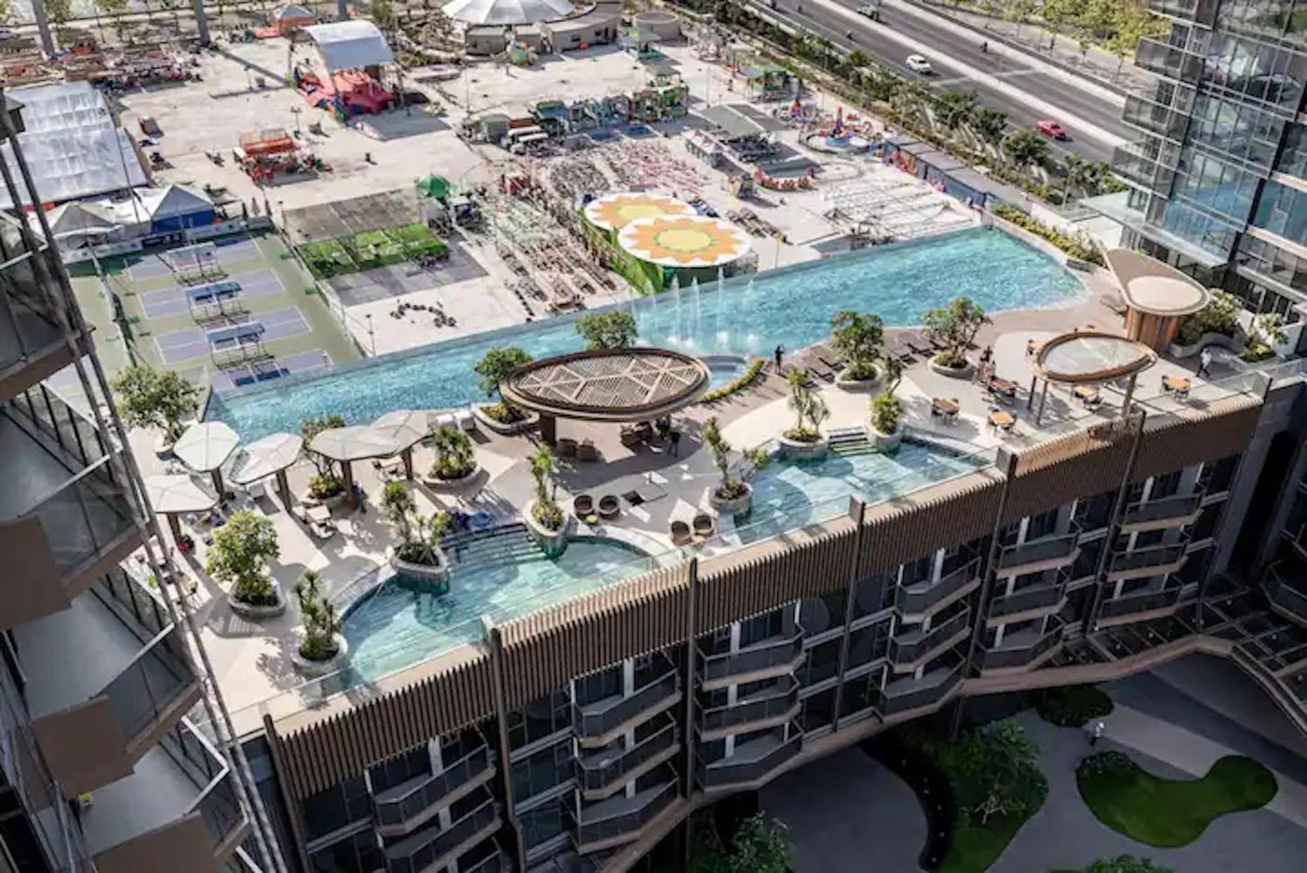 The Opera Apartment Cental Saigon Free Pool-Gym-Sauna Room- Golf Mini Ho Chi Minh-staden Exteriör bild