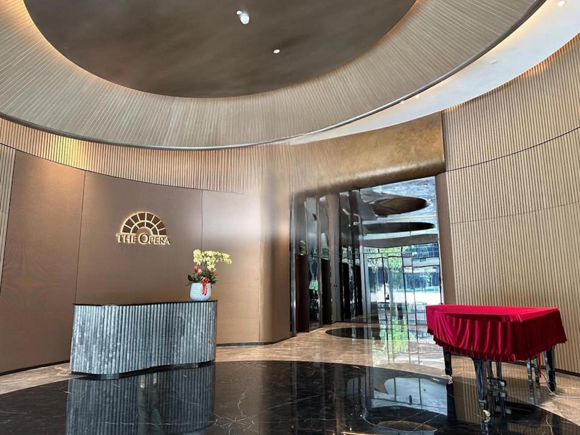 The Opera Apartment Cental Saigon Free Pool-Gym-Sauna Room- Golf Mini Ho Chi Minh-staden Exteriör bild