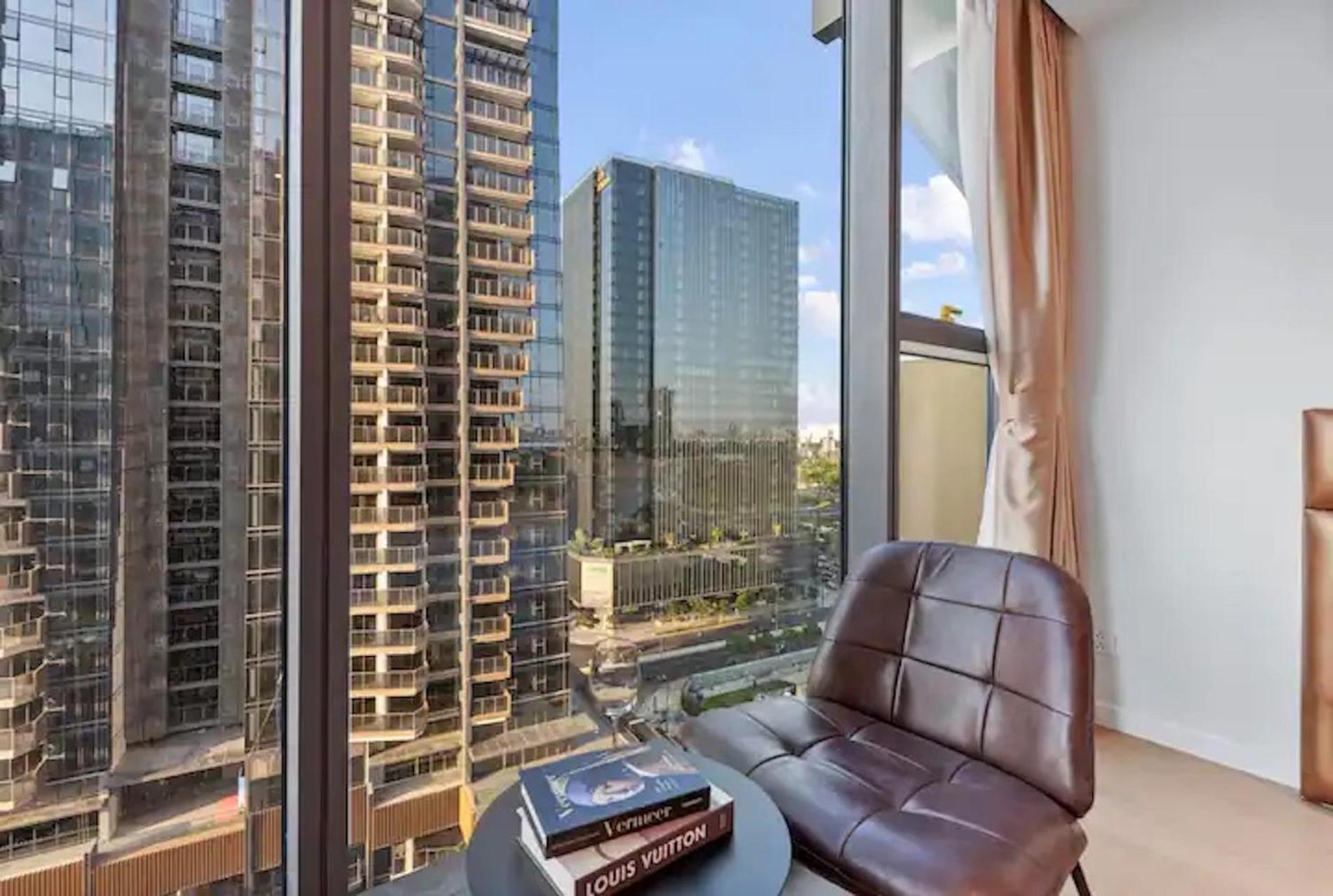 The Opera Apartment Cental Saigon Free Pool-Gym-Sauna Room- Golf Mini Ho Chi Minh-staden Exteriör bild