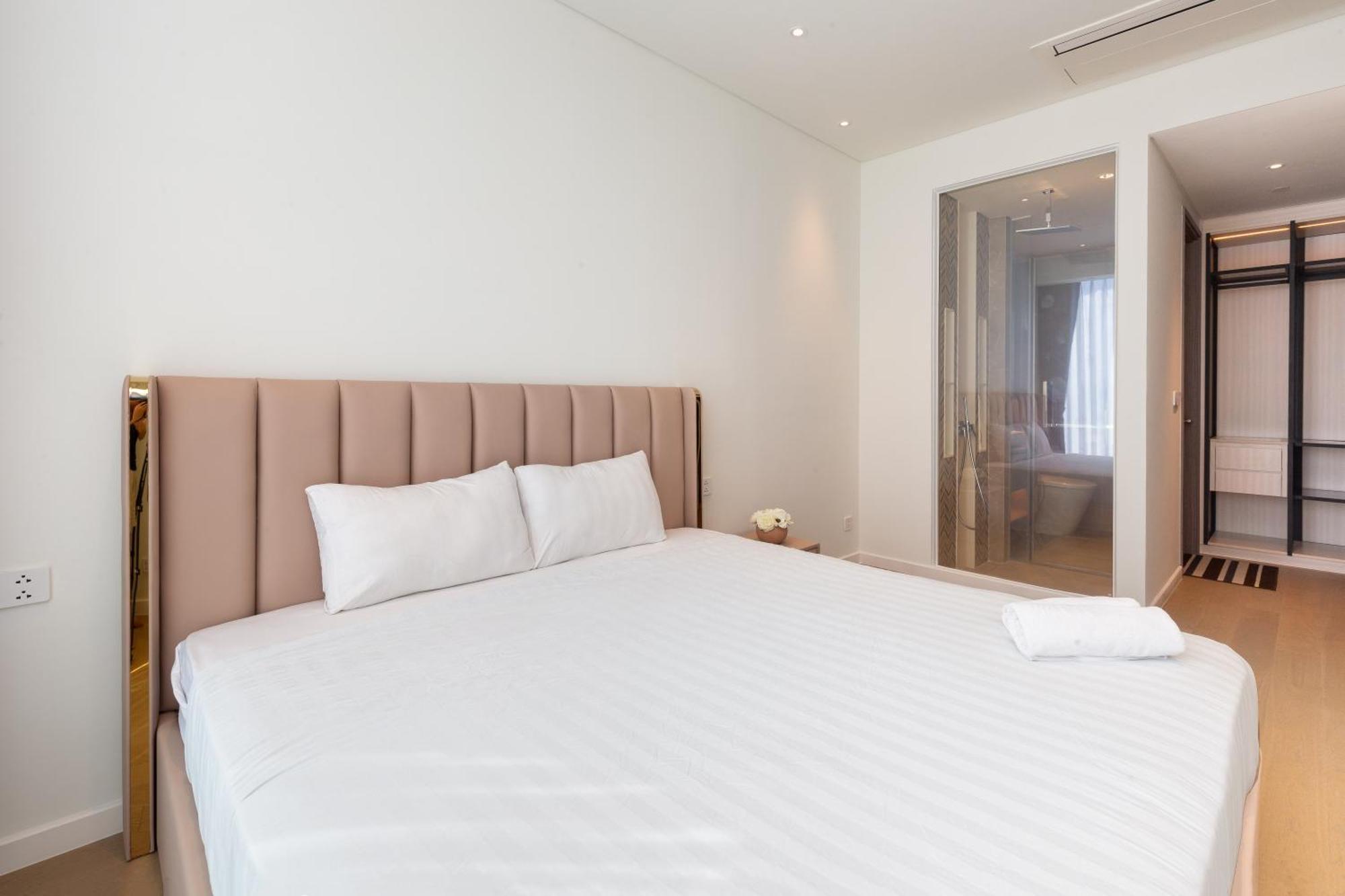 The Opera Apartment Cental Saigon Free Pool-Gym-Sauna Room- Golf Mini Ho Chi Minh-staden Exteriör bild