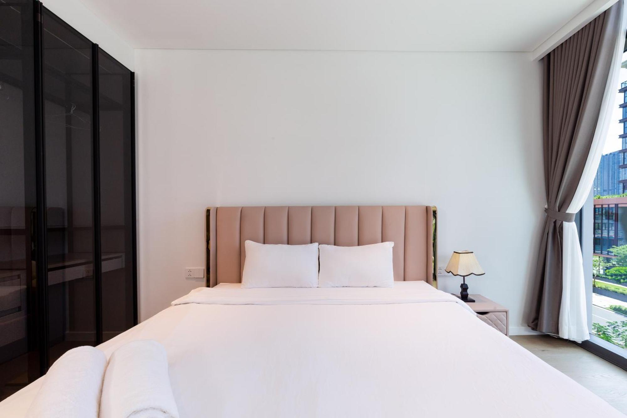 The Opera Apartment Cental Saigon Free Pool-Gym-Sauna Room- Golf Mini Ho Chi Minh-staden Exteriör bild