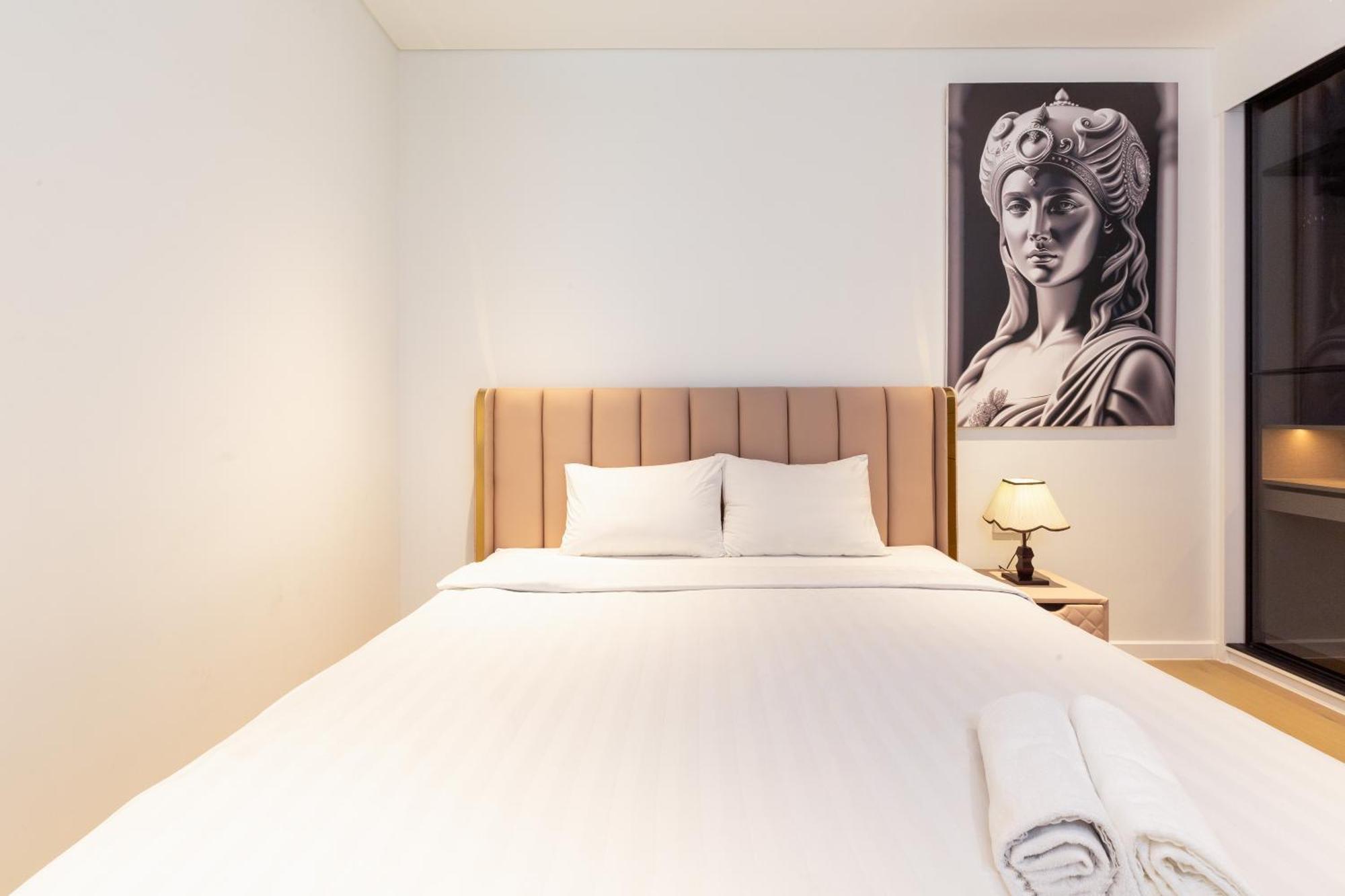 The Opera Apartment Cental Saigon Free Pool-Gym-Sauna Room- Golf Mini Ho Chi Minh-staden Exteriör bild