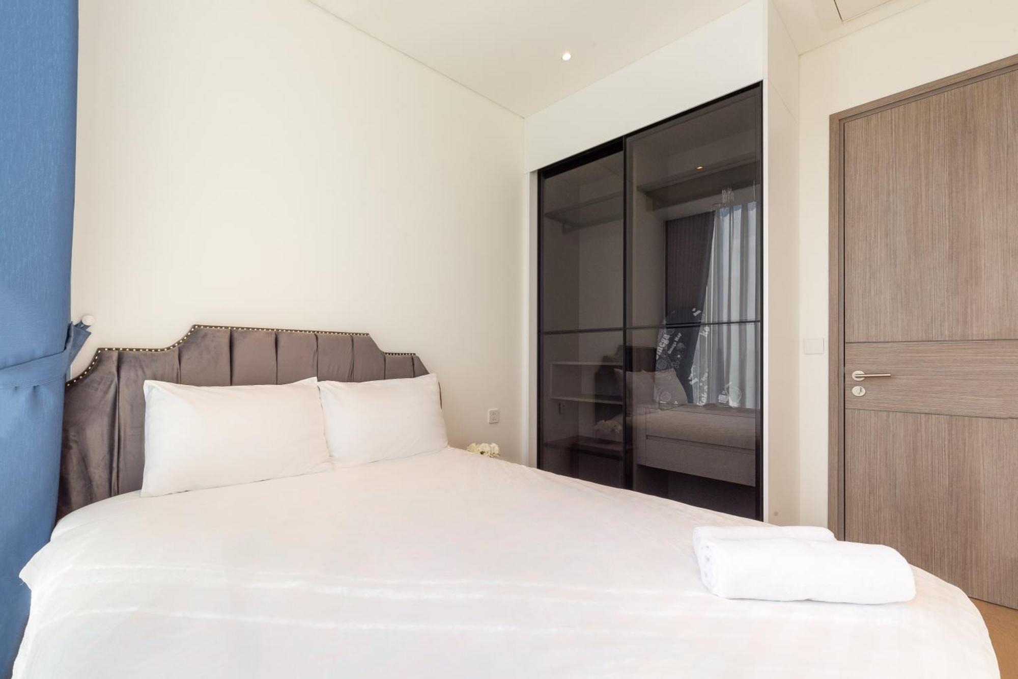 The Opera Apartment Cental Saigon Free Pool-Gym-Sauna Room- Golf Mini Ho Chi Minh-staden Exteriör bild