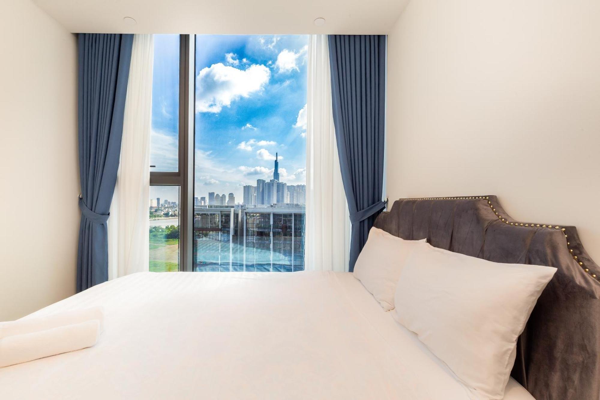 The Opera Apartment Cental Saigon Free Pool-Gym-Sauna Room- Golf Mini Ho Chi Minh-staden Exteriör bild